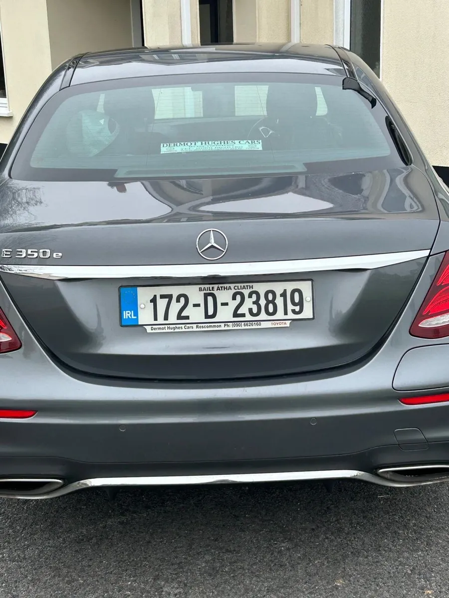 Mercedes-Benz E-Class 2017 - Image 2