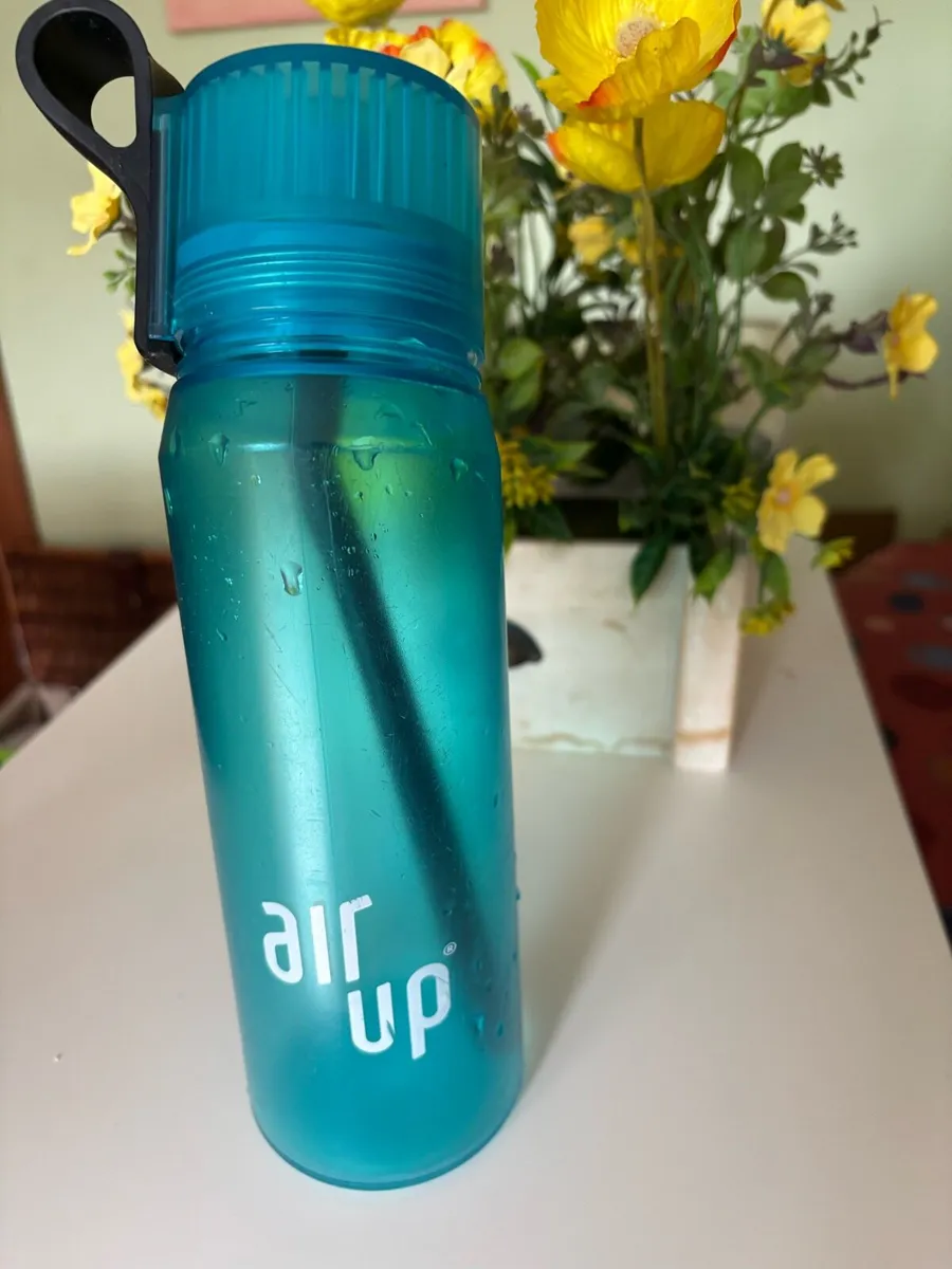 AirUp water bottle - Image 1