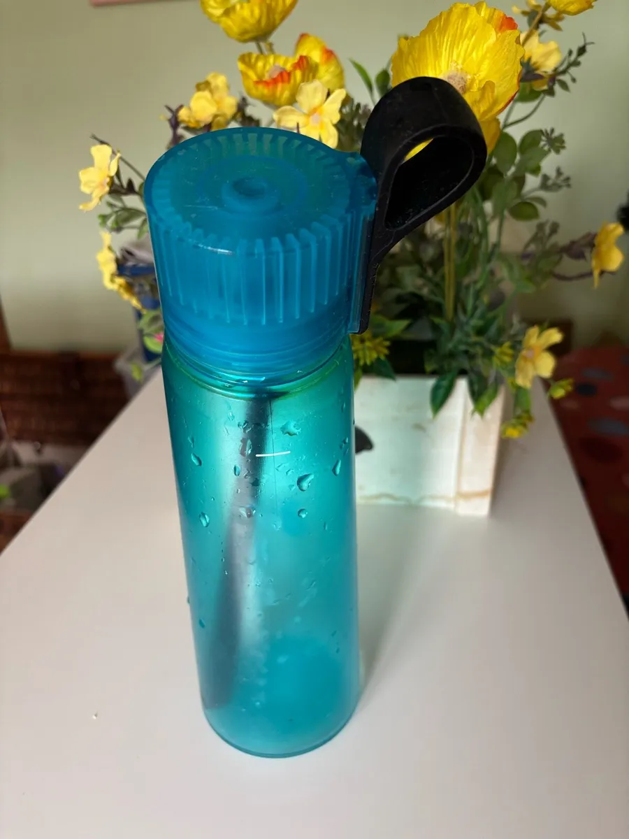 AirUp water bottle - Image 2