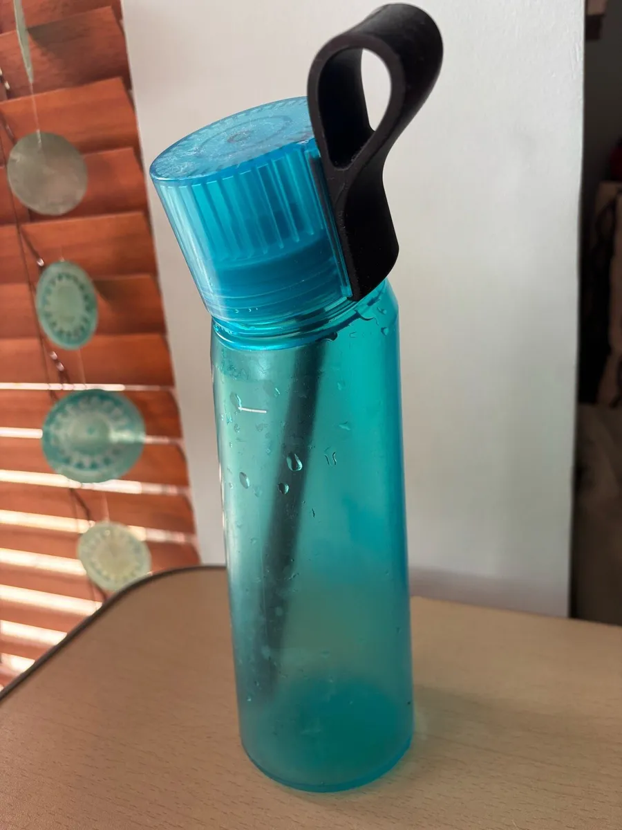 AirUp water bottle - Image 4