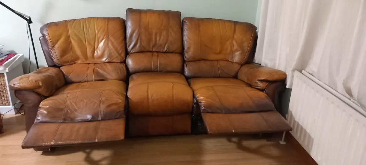 3 seater Recliner - Image 2
