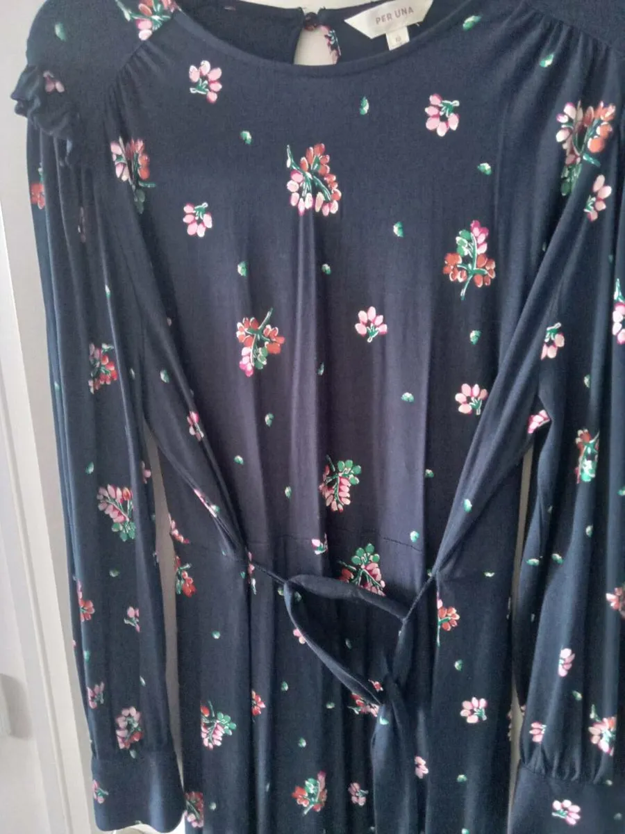 Clothes - Image 2