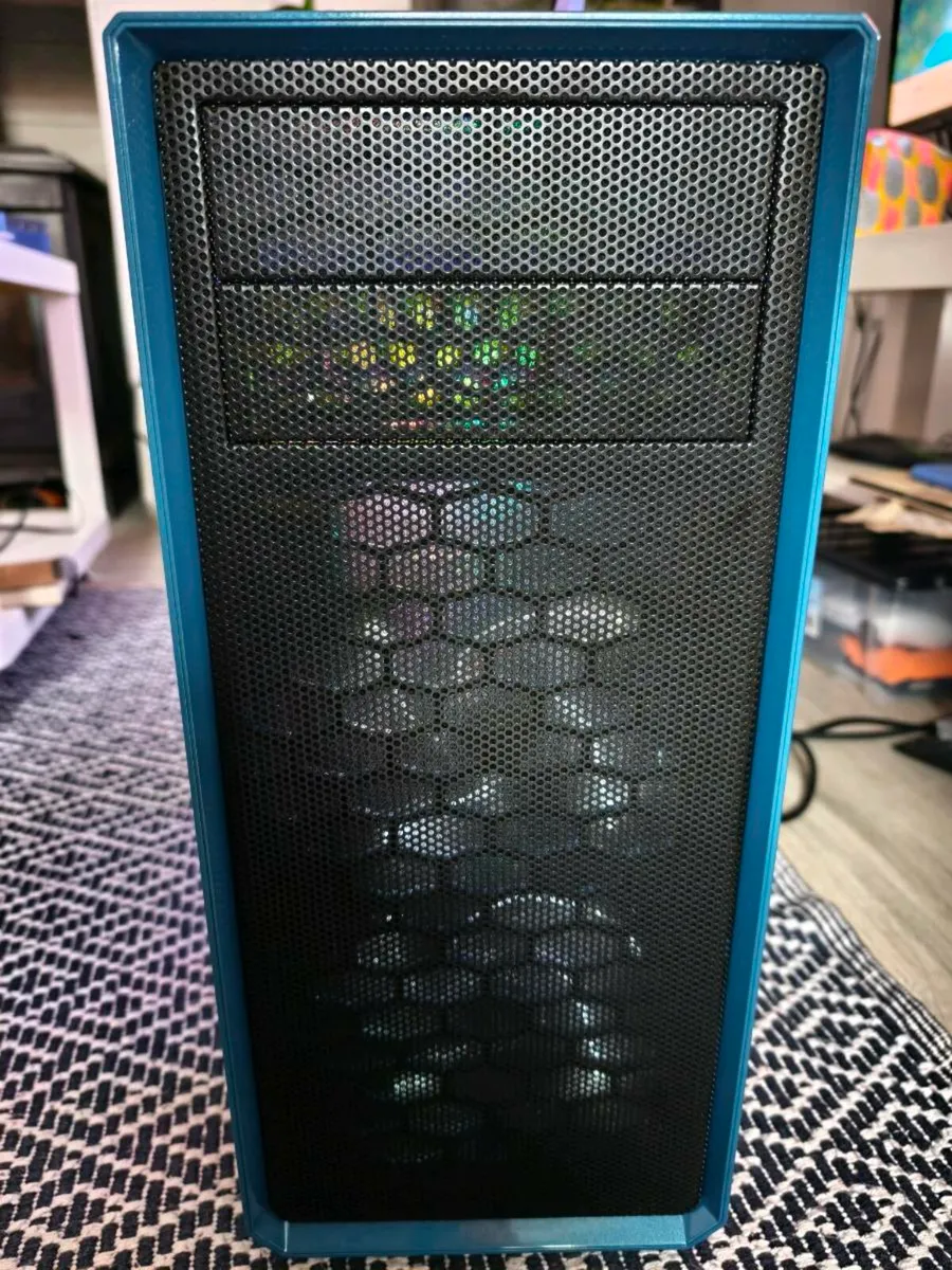 GamingPC–RX 7800 XT | Ryzen 5 5600 |32GB| 1TB SSD - Image 4
