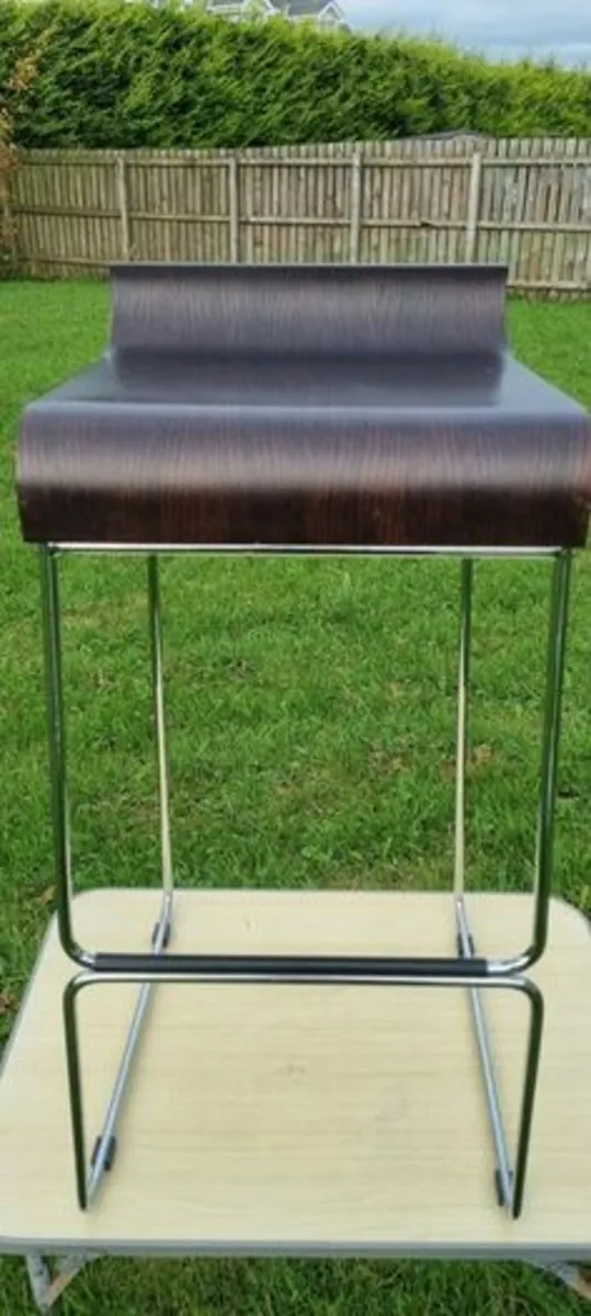 High Class  Calligaris Bar Stool by Emilio Nanni - Image 3