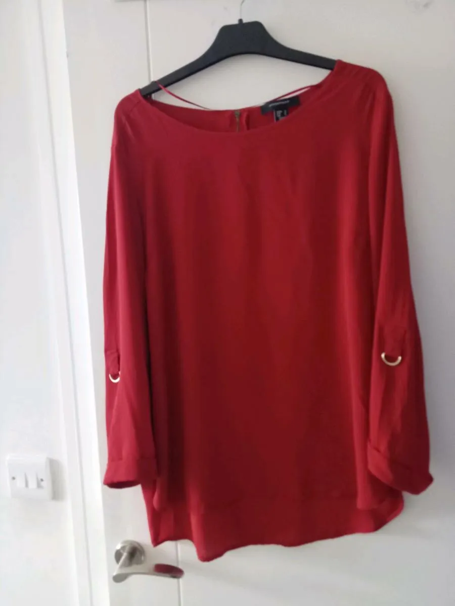 Clothes - Image 4
