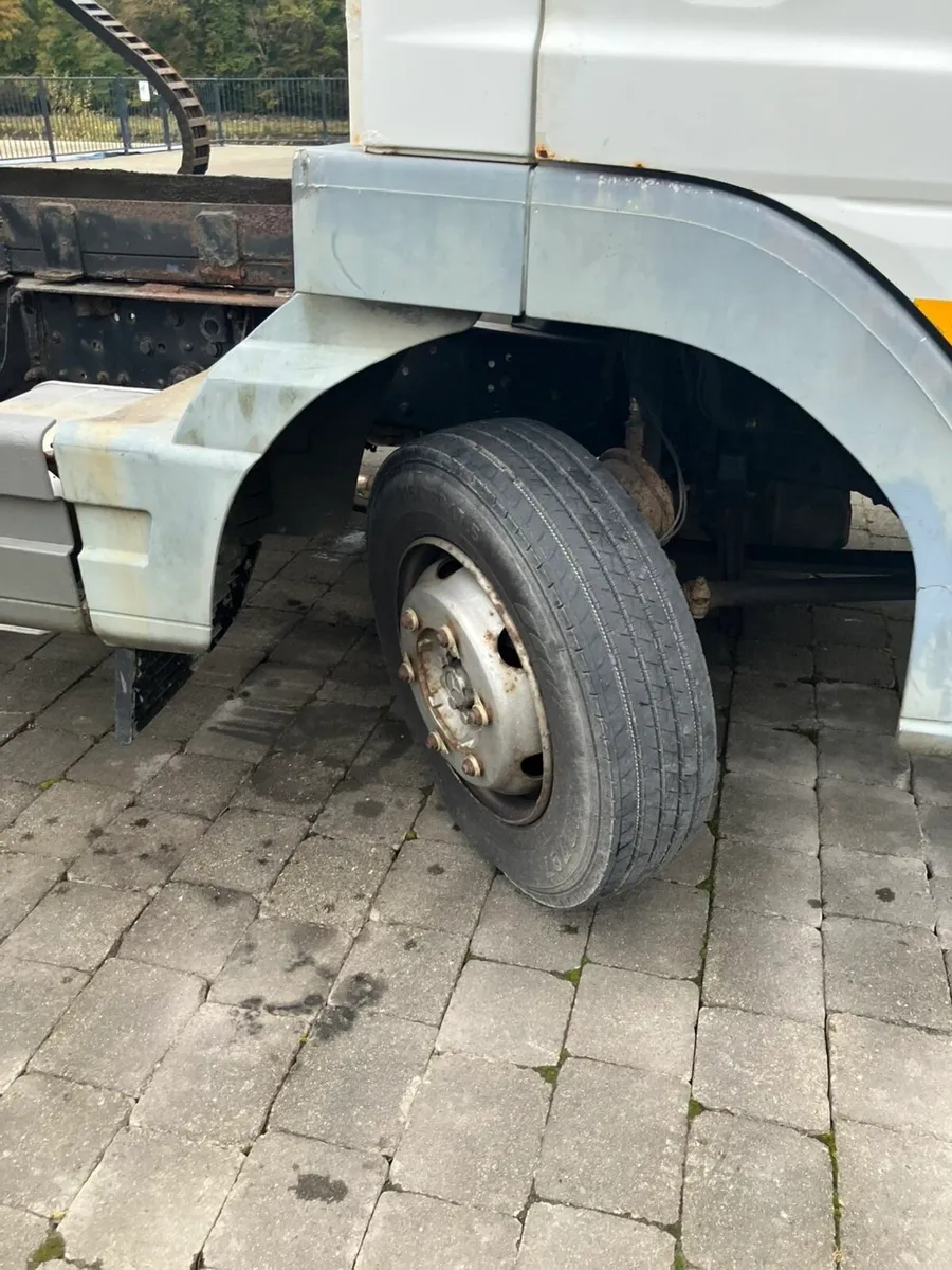Mercedes Artego Recovery Lorry - Image 4