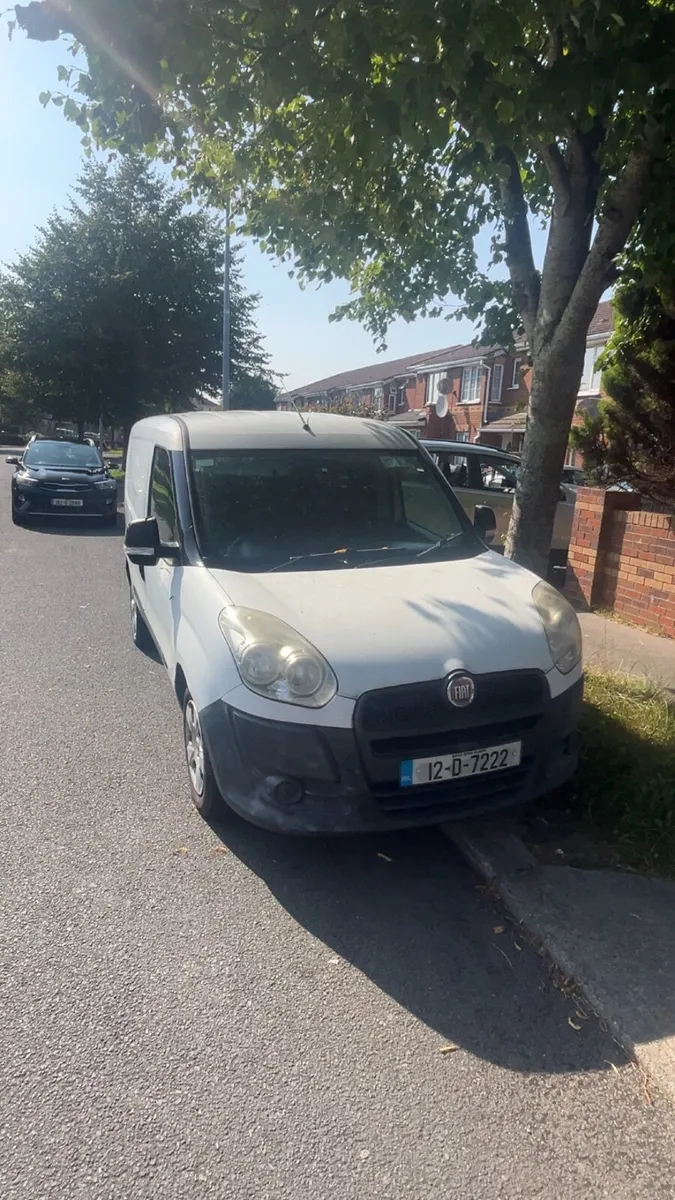 Fiat Doblo 2012 - Image 2