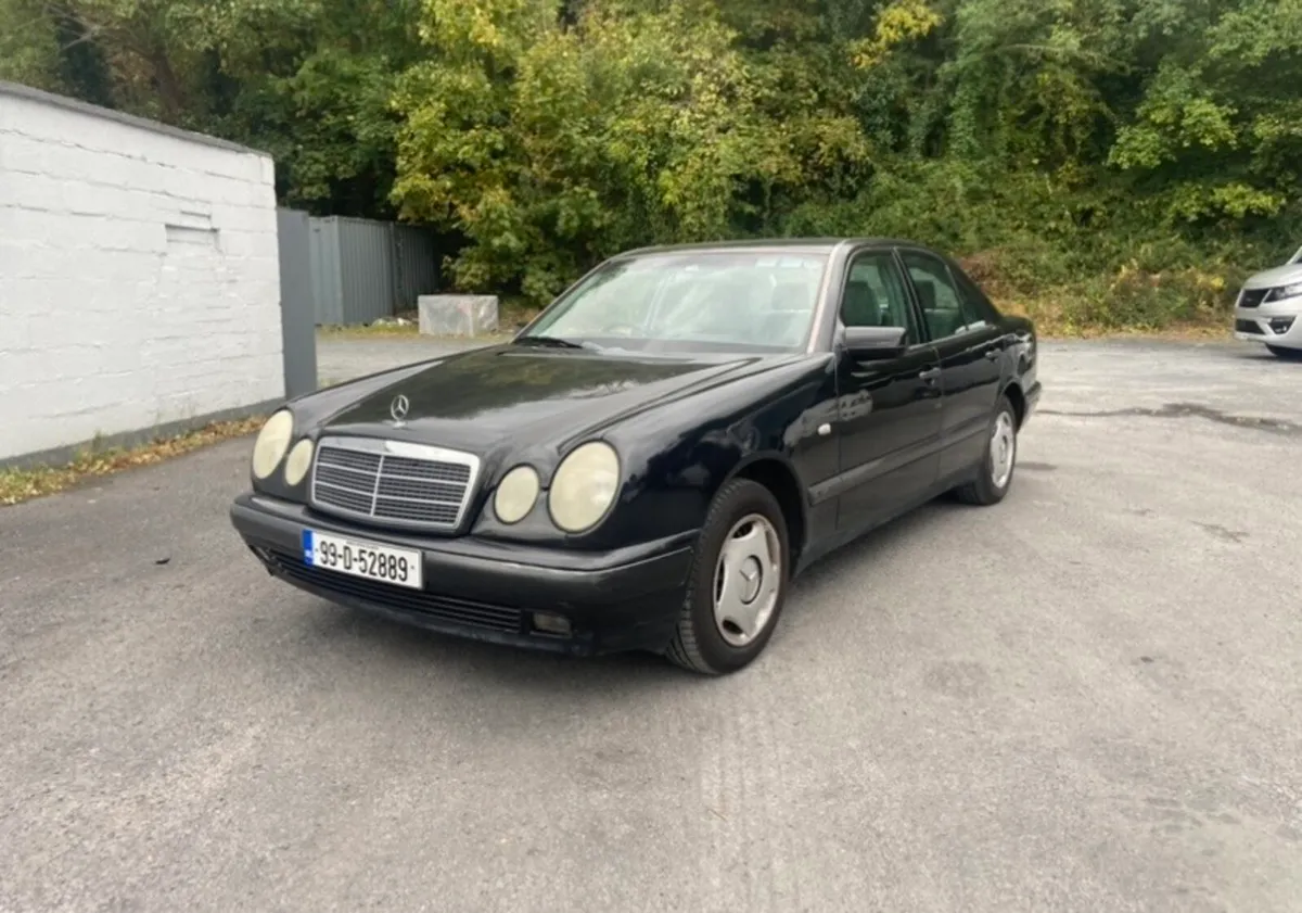 Mercedes E200 NCT 10/26 Tax 11/25 - Image 1