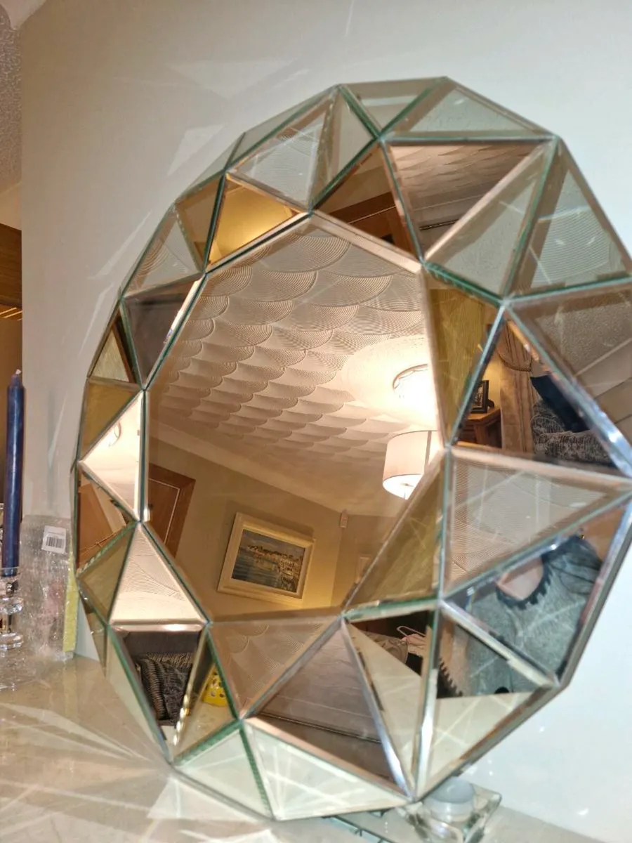 Mirror - Image 2