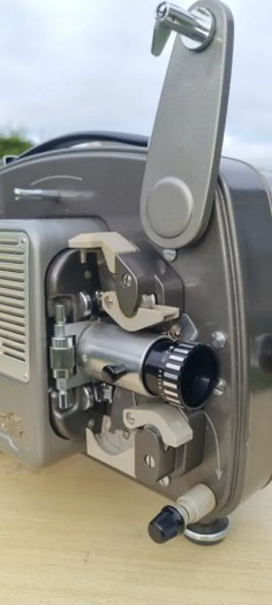 Vintage projector - Bolex Paillard 18-5 - Image 2