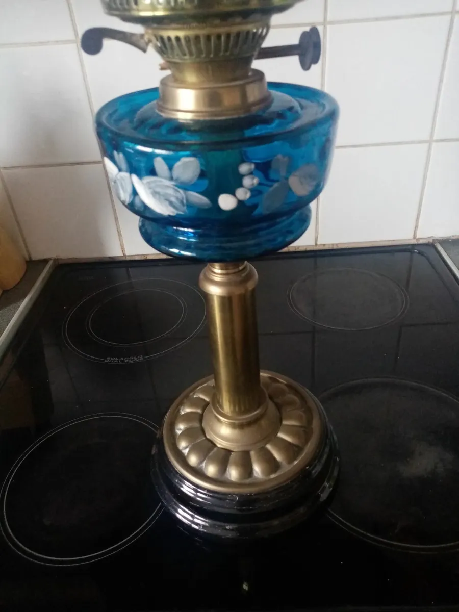 2 vintage  Oil Lamps - Image 3