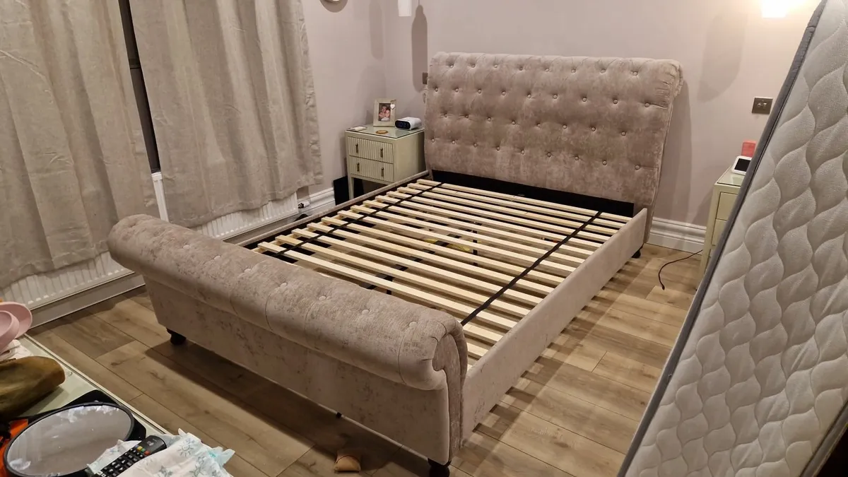 King Bedframe - Image 1