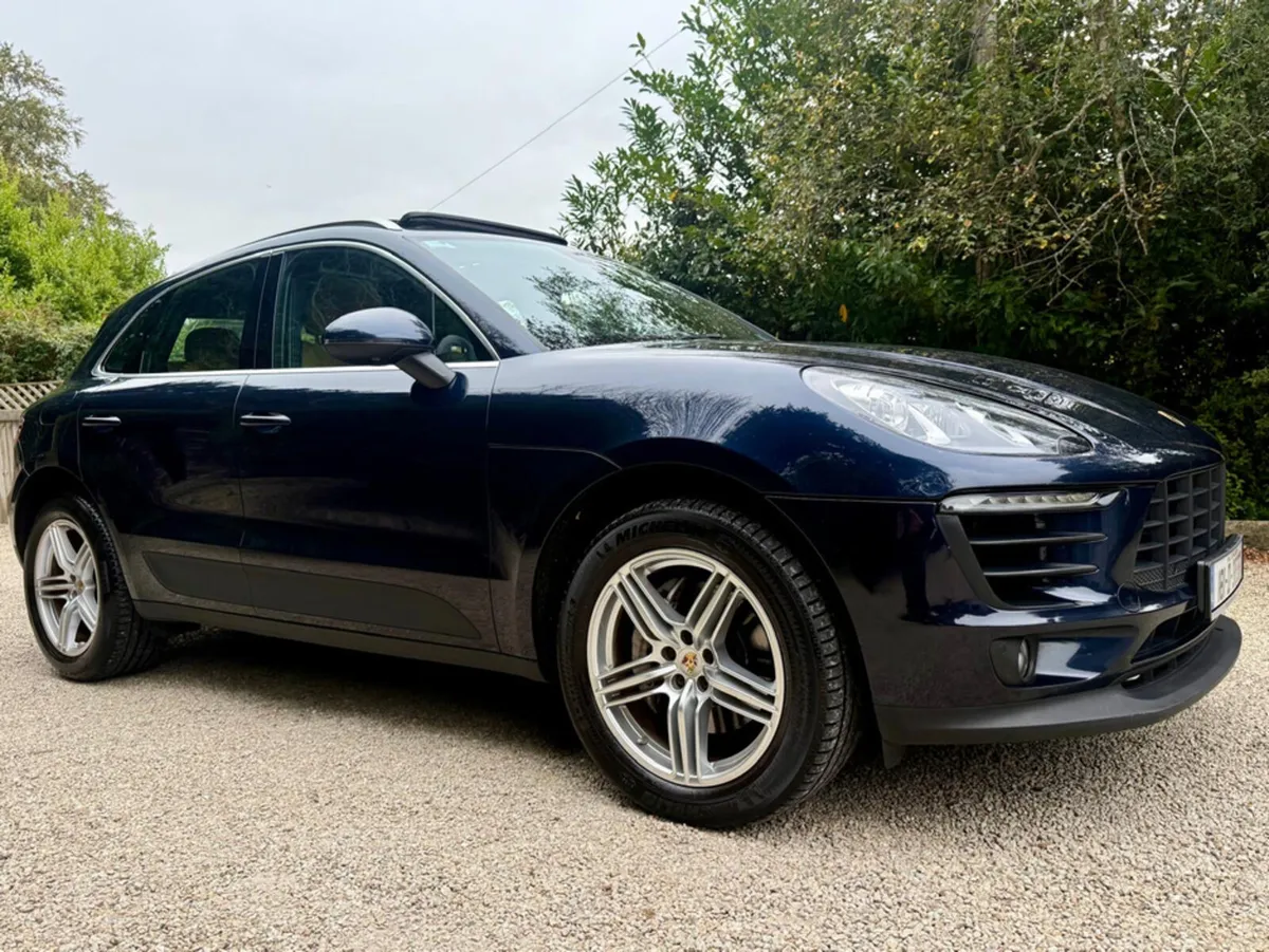 Porsche Macan 3.0 S PETROL 340 bhp - Image 3