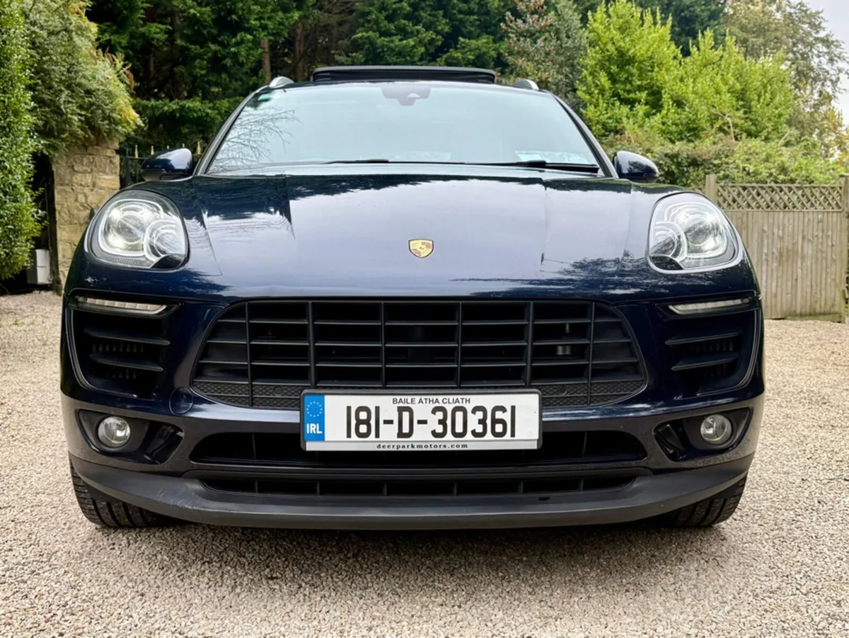 Porsche Macan 3.0 S PETROL 340 bhp - Image 4