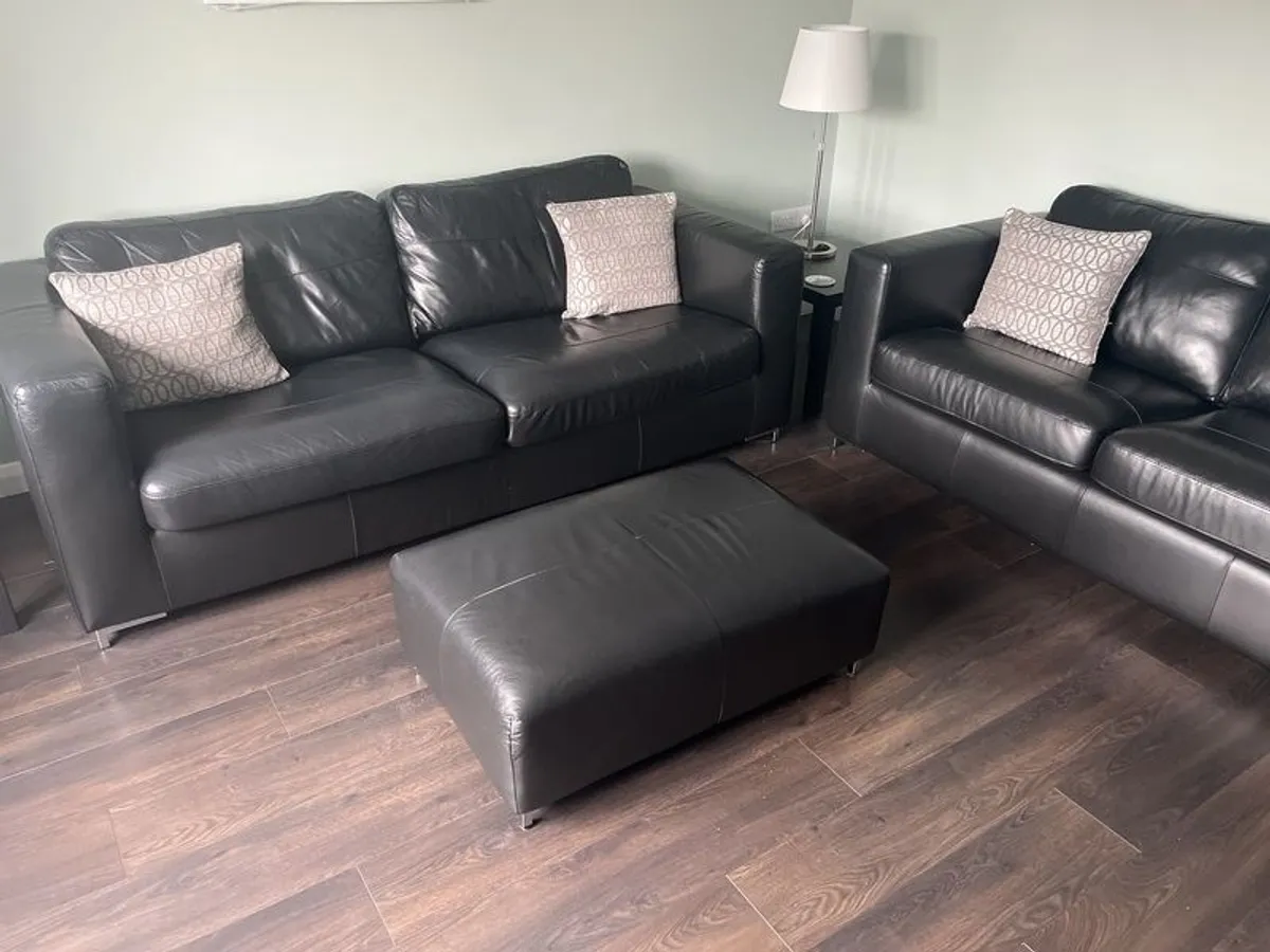 3.5 Seater, 2.5 seater sofa and Large Foot Stool - Image 3
