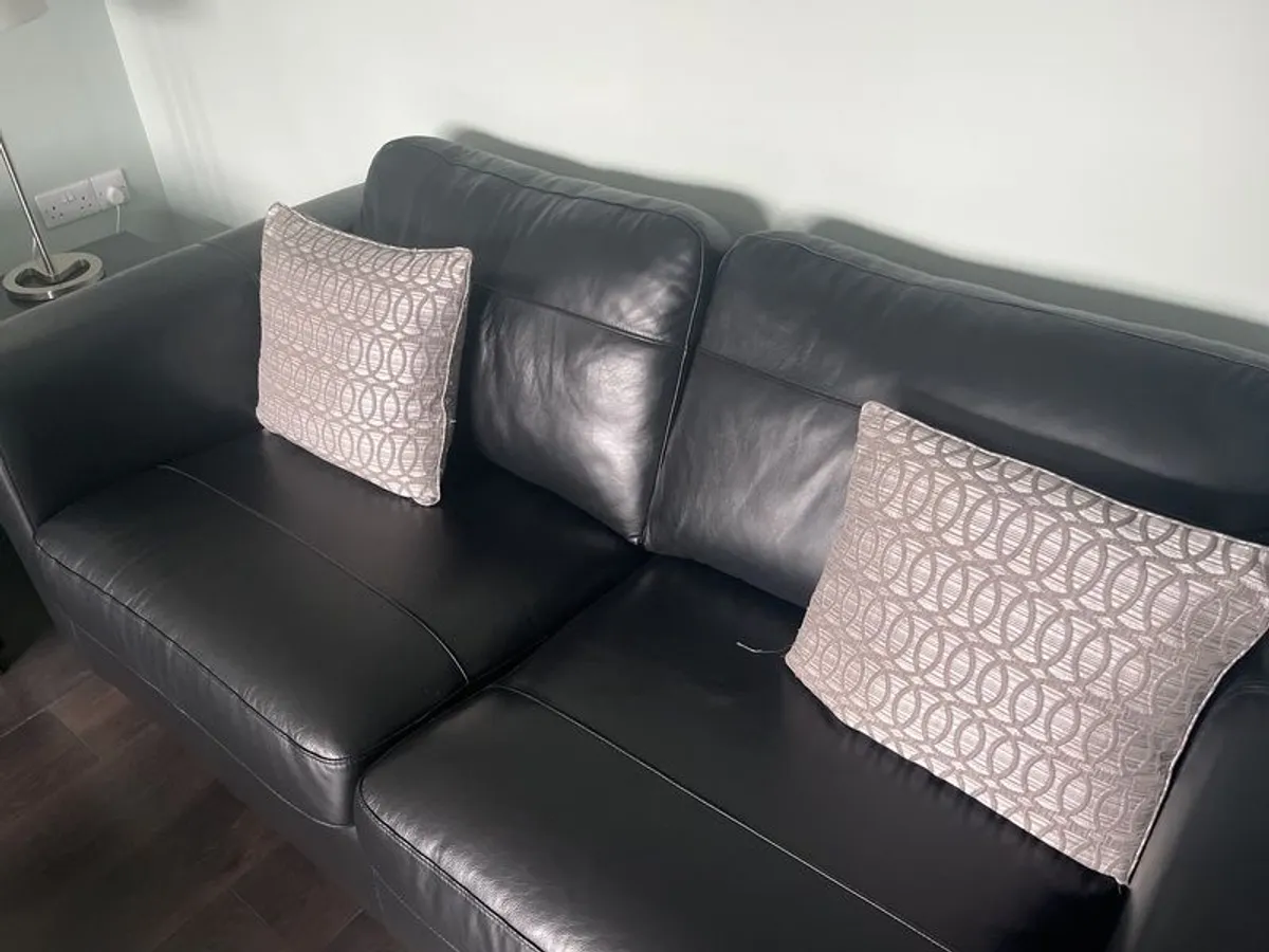 3.5 Seater, 2.5 seater sofa and Large Foot Stool - Image 4