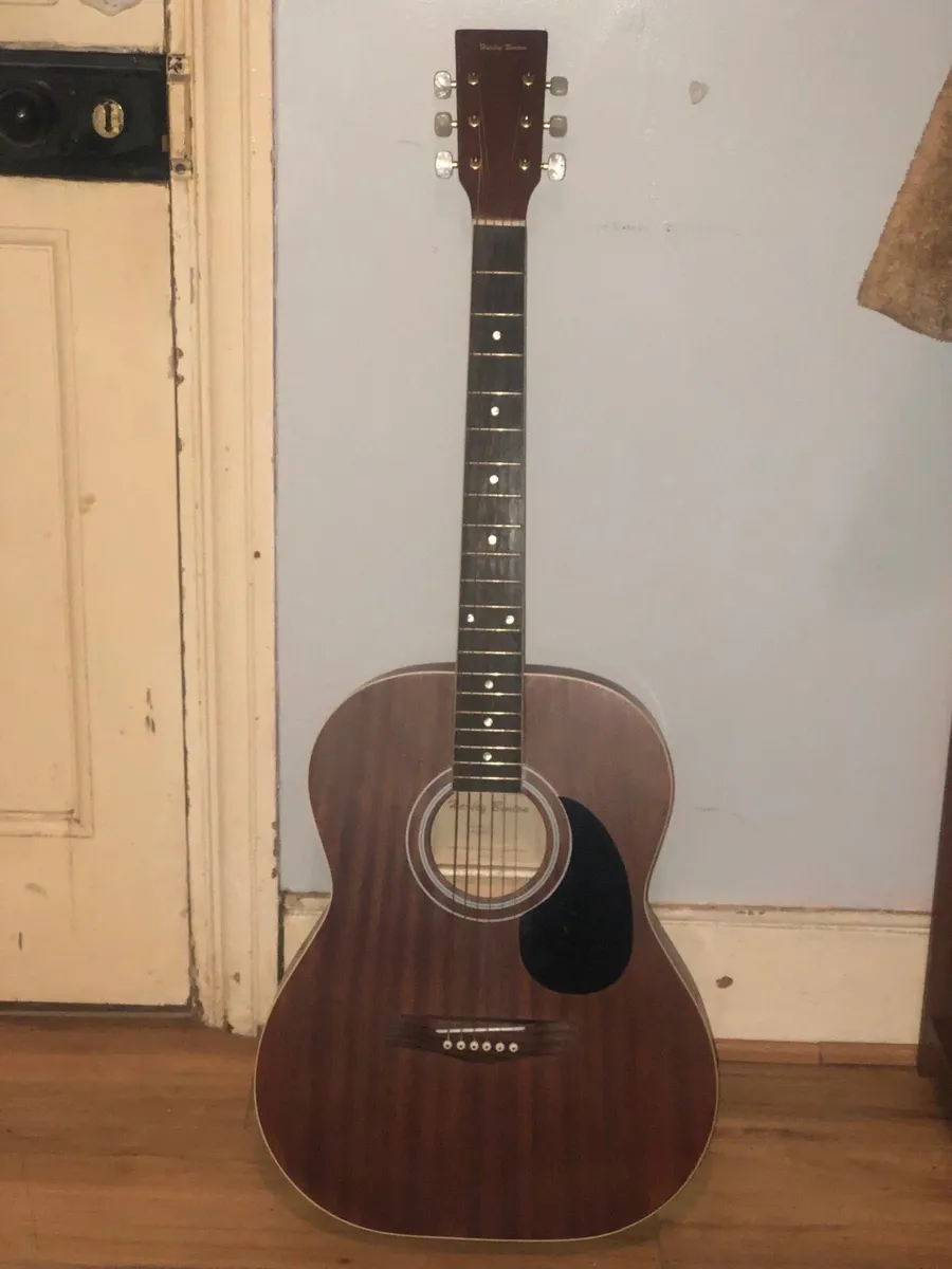 Guitar - Image 2