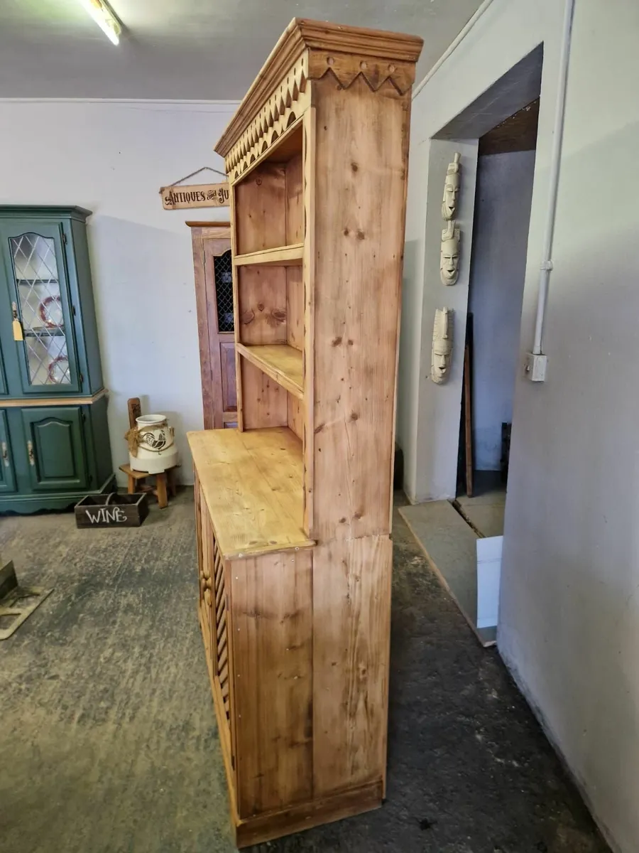 Vintage pine kitchen dresser - Image 3