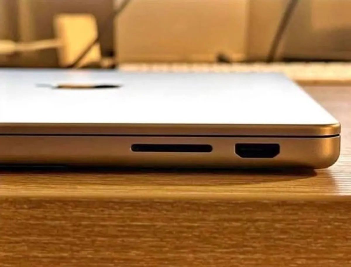 Macbook Pro M3 2023 - Image 3