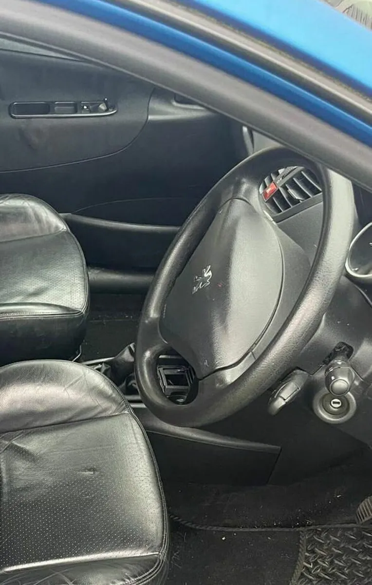 Peugeot 207 - Year 2008 - Image 3