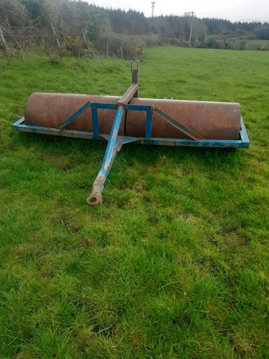 Roller - Image 3