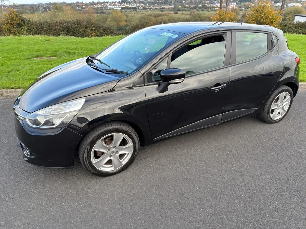 2014 Renault Clio Dynamique 1.1 Petrol - Image 3