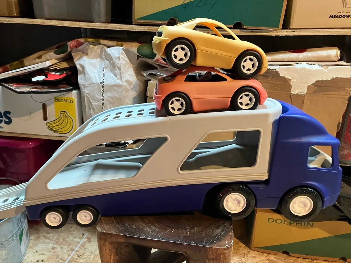 Toys - Image 1