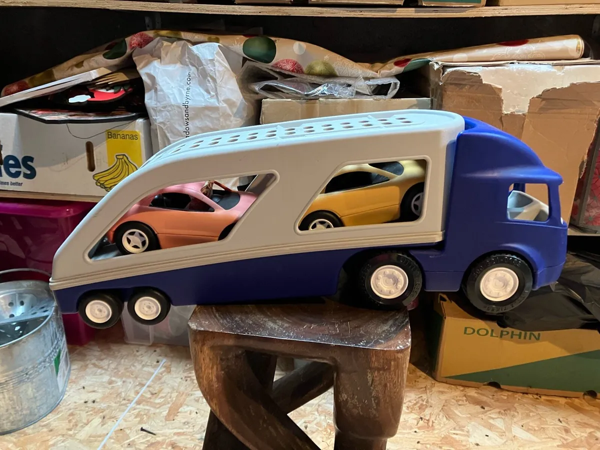 Toys - Image 2