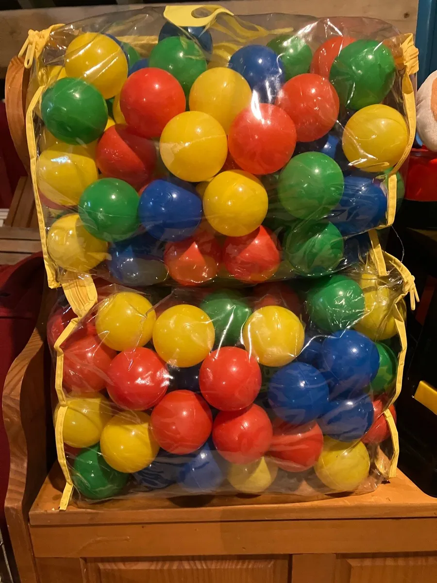 Toys - Image 4