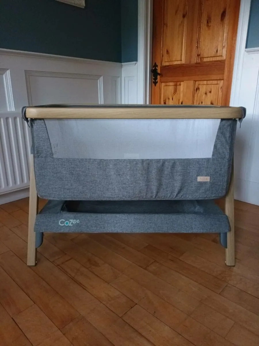 Tutti Bambini CoZee Bedside Crib for sale - Image 1