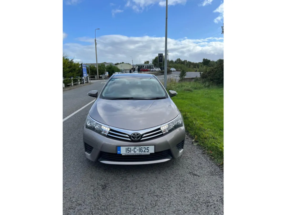 Toyota Corolla 1.4 D-4D TERRA 4DR - Image 2