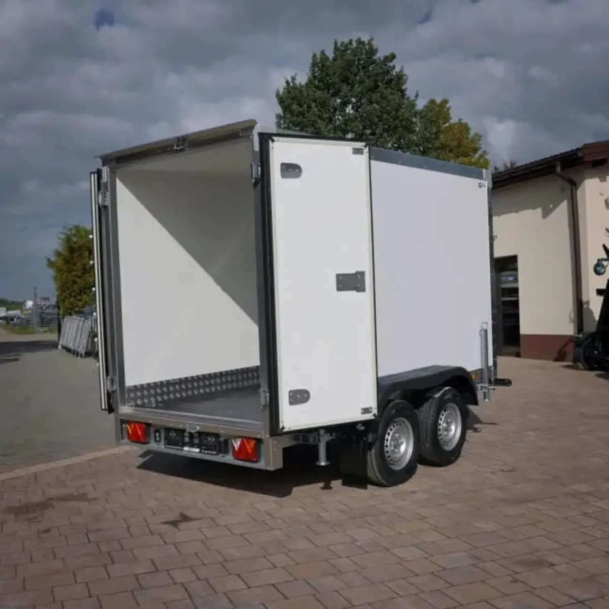 Fridge Trailer - Image 4