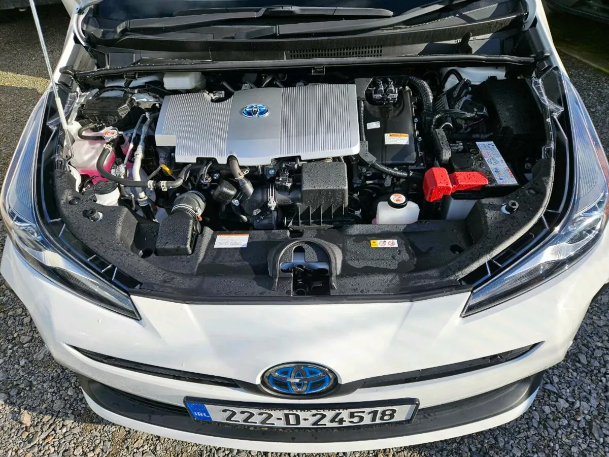 Prius 2022 Auto Hybrid  Low Mileage - Image 4