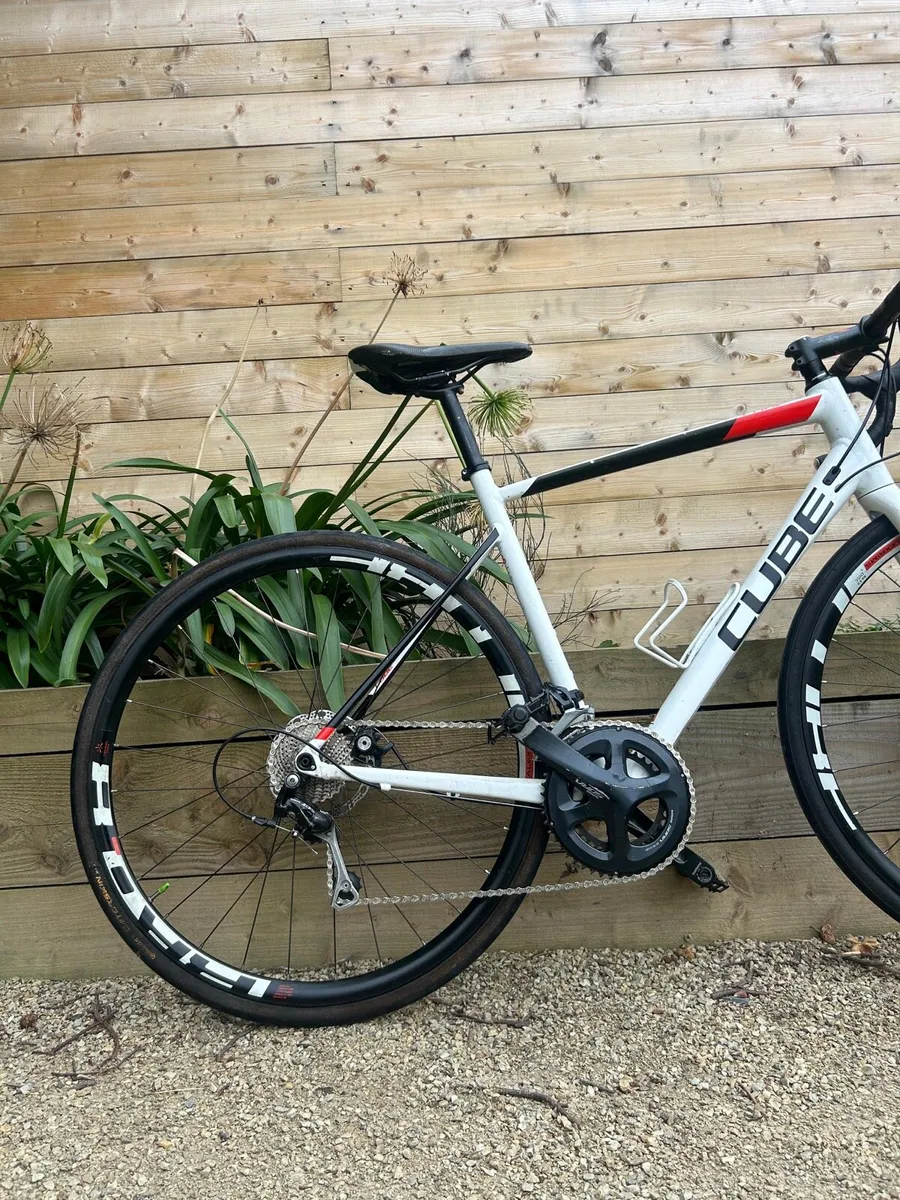 Road Bike Cube - Image 3