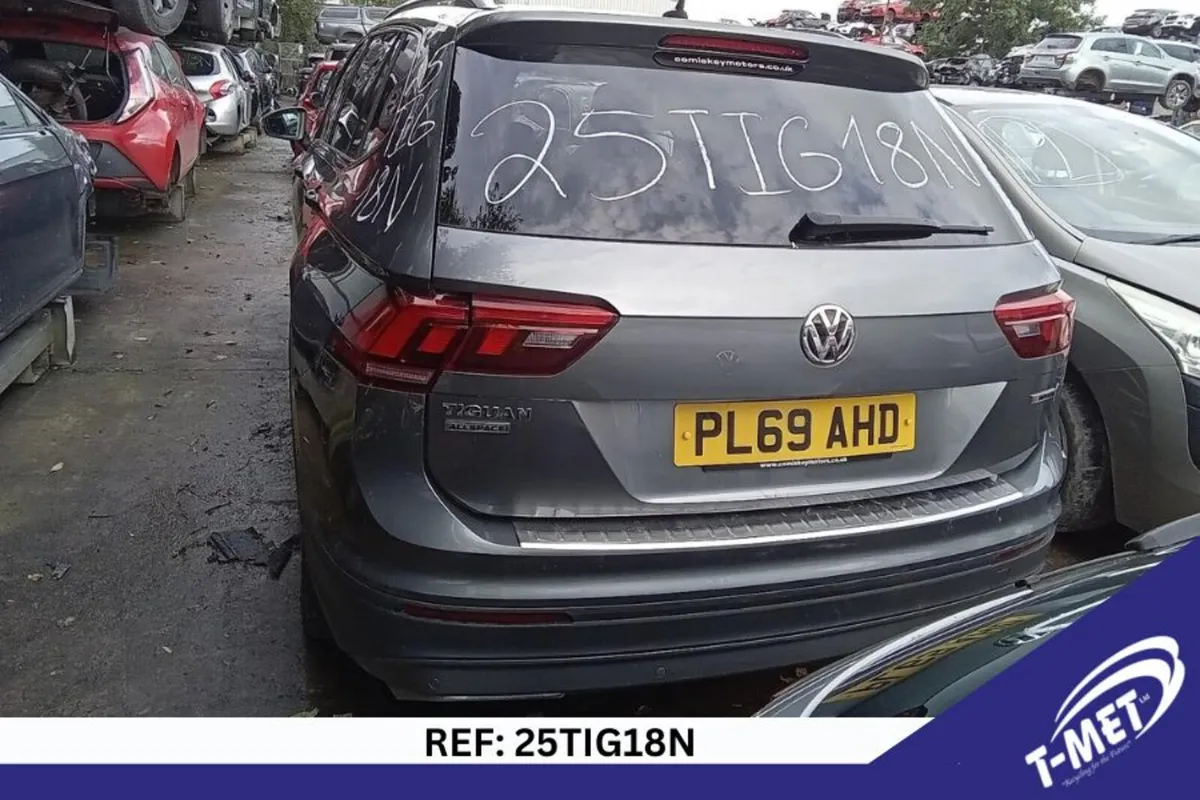 2020 VOLKSWAGEN TIGUAN ALLSPACE BREAKING FOR PARTS - Image 2