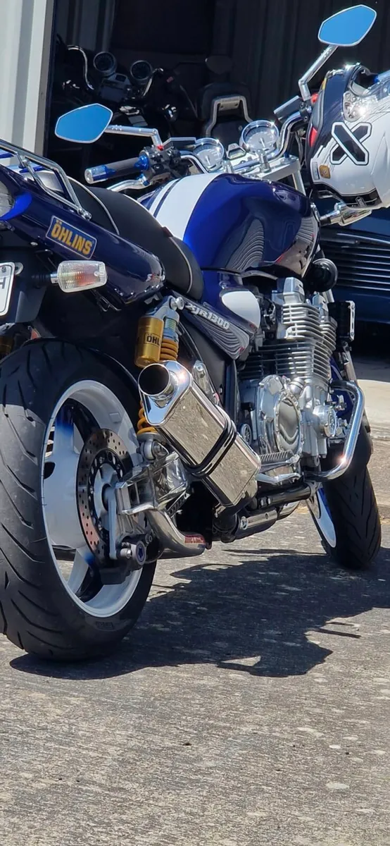 Yamaha xjr - Image 4