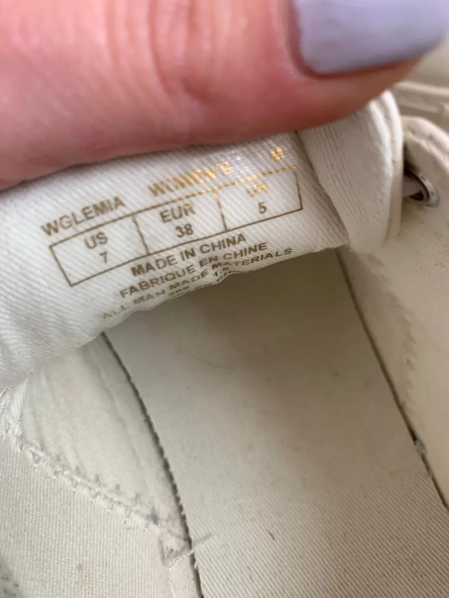 Shoes guess - Image 2