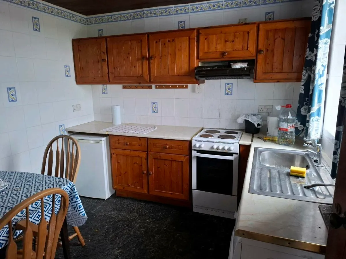Free Kitchen - Image 1