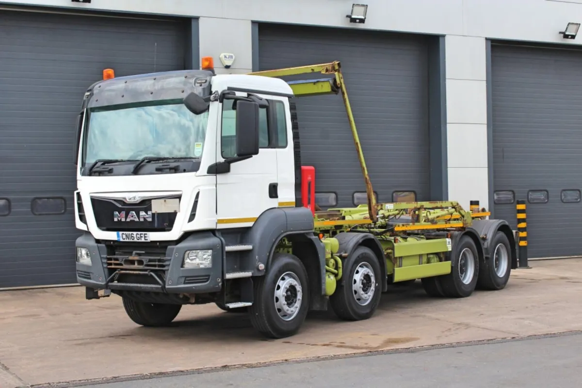 2016 MAN TGS 35-400 8X4 HOOK LOADER DRAW-BAR SPEC - Image 3