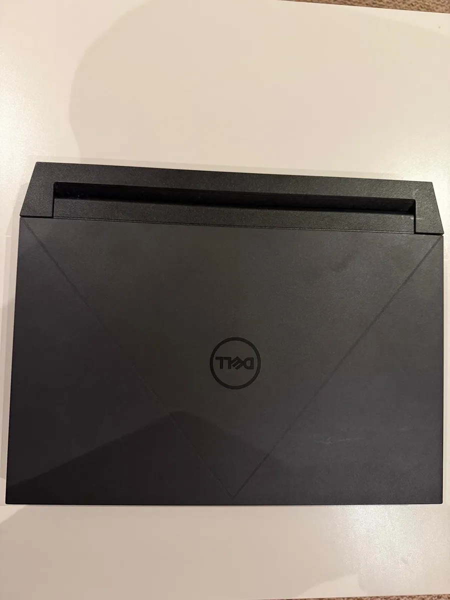 Dell G15 5530 Gaming Laptop - Image 3