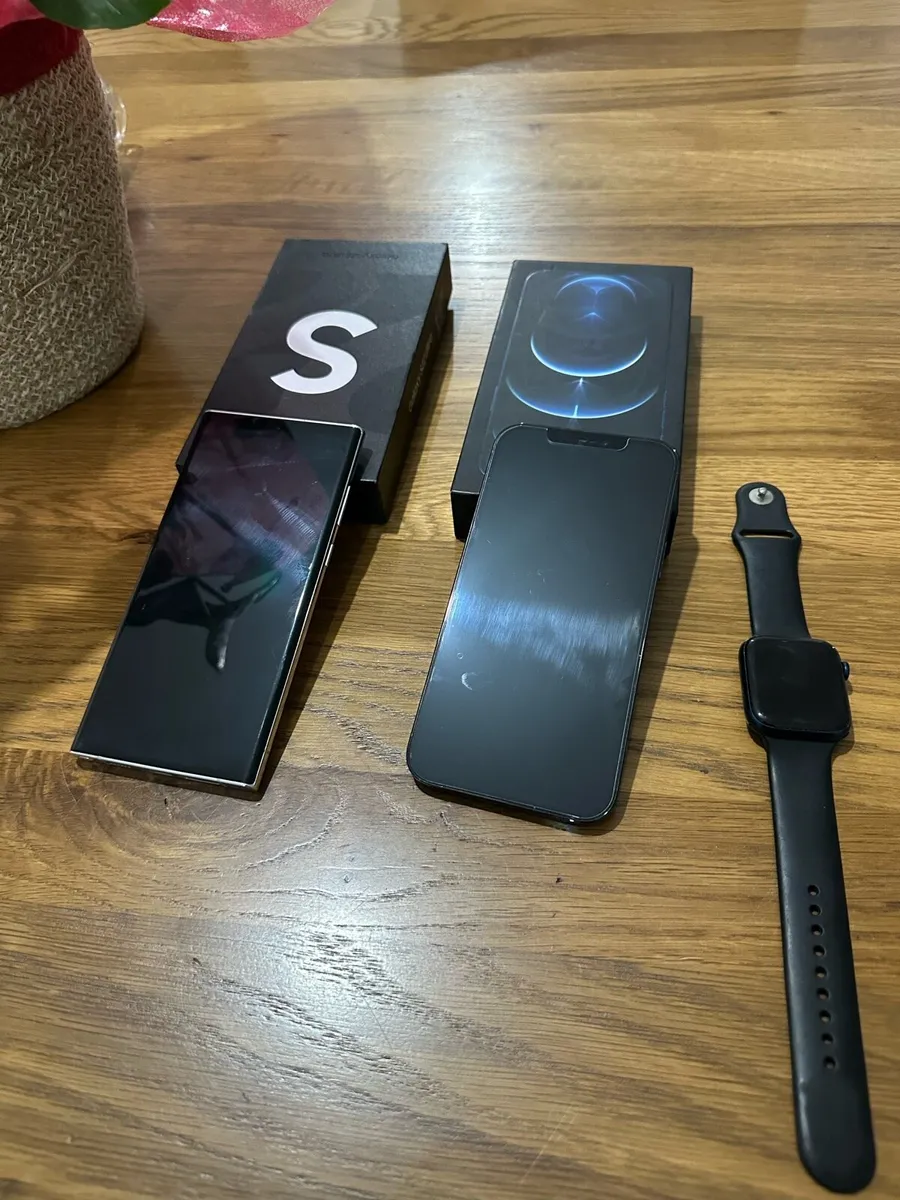 Cellphones - Image 1
