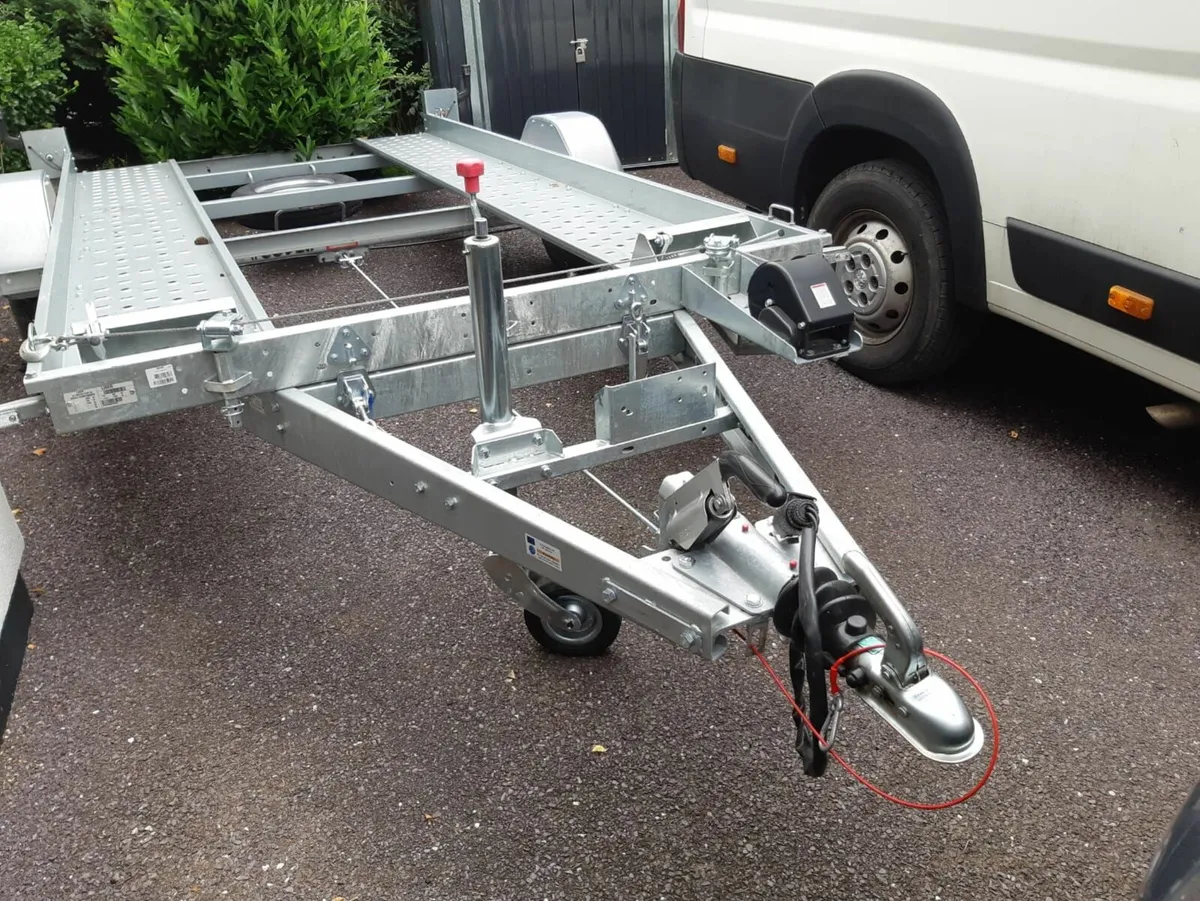 Leroni Trailer - Image 1