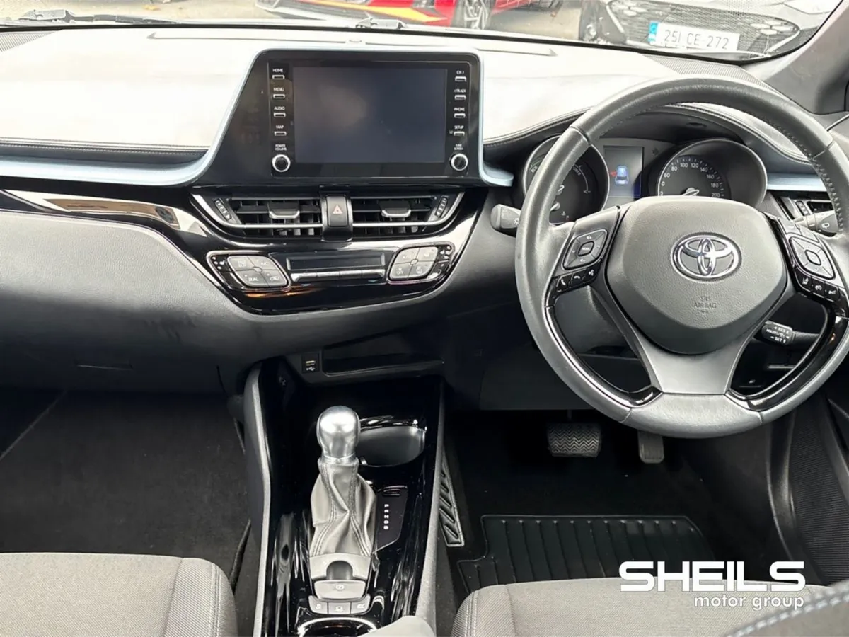 Toyota C-HR 1.8 Hybrid Sport Bitone - Image 3