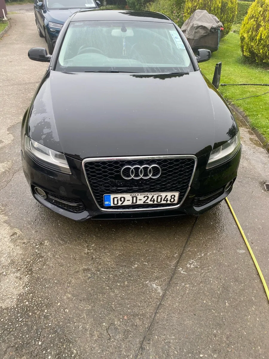Audi A4 - Image 1
