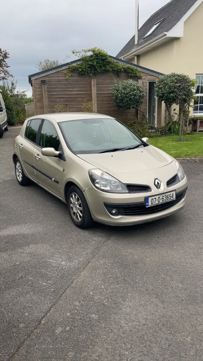 Renault Clio NEW NCT low milage - Image 1