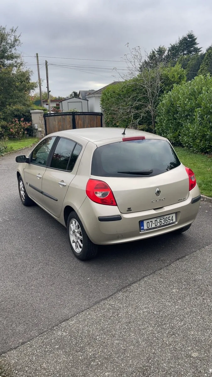 Renault Clio NEW NCT low milage - Image 3