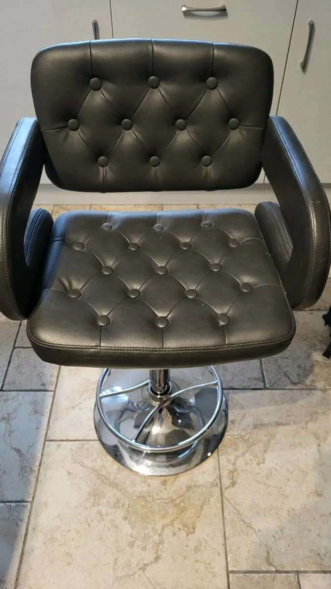 Kitchen Bar Stool - Image 1