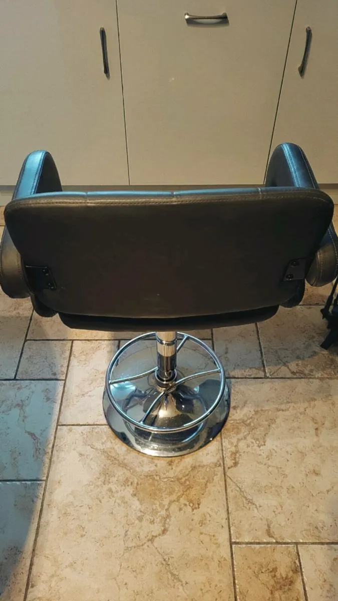 Kitchen Bar Stool - Image 2