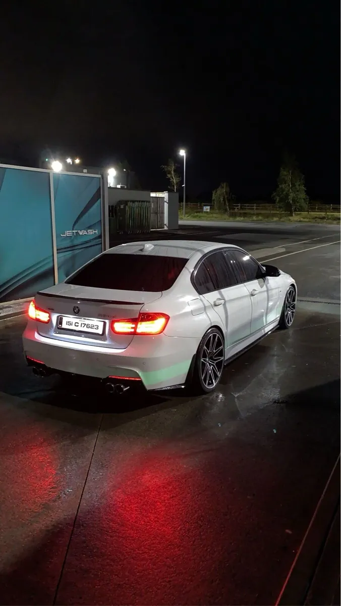 BMW 330D X-Drive - Image 2