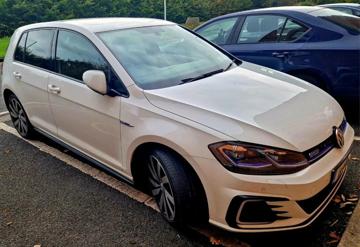2018 VW Golf GTE 1.4 tsi Advance 204 bhp PHEV - Image 4